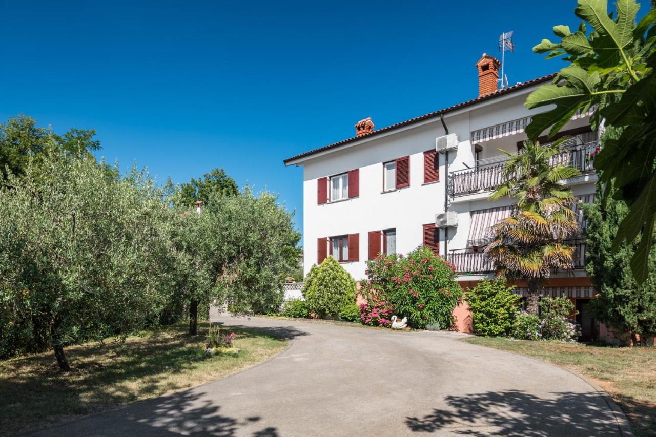 Apartments Marcan Пореч Экстерьер фото