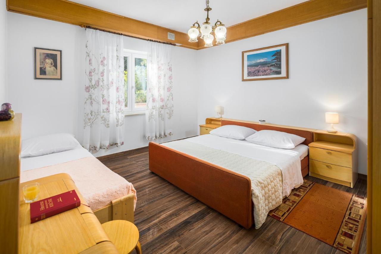 Apartments Marcan Пореч Экстерьер фото